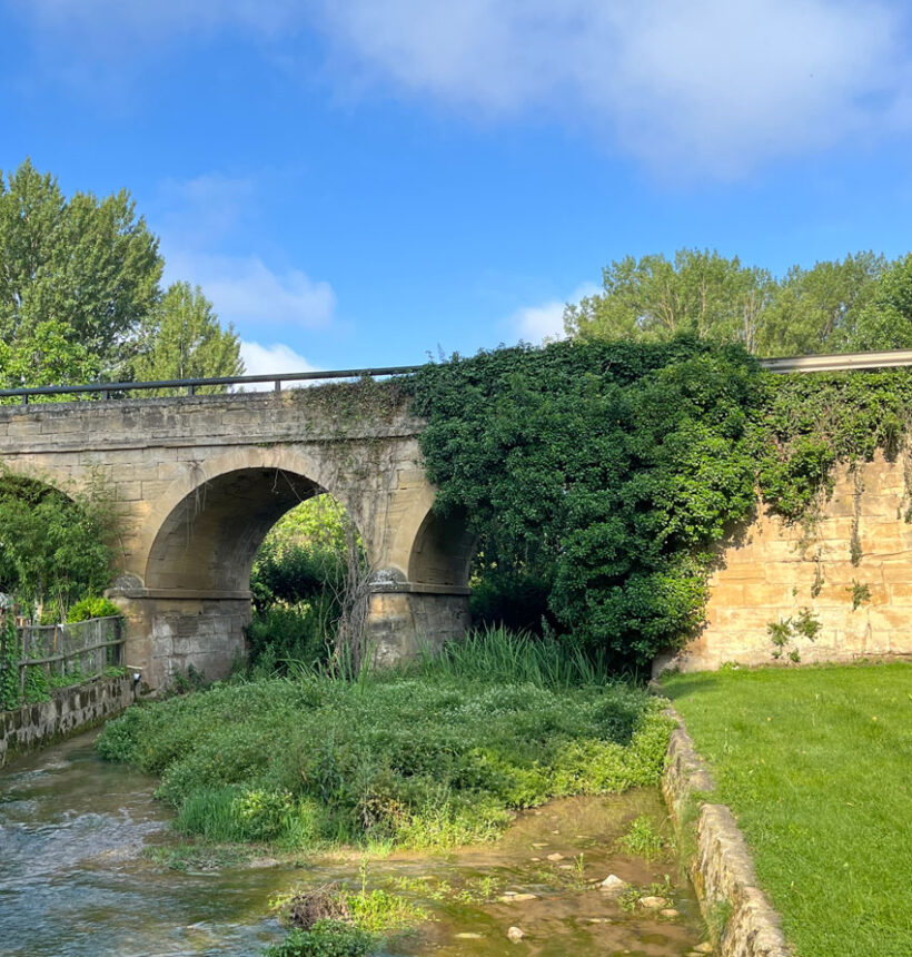 PUENTE ENTRADA OLLAURI